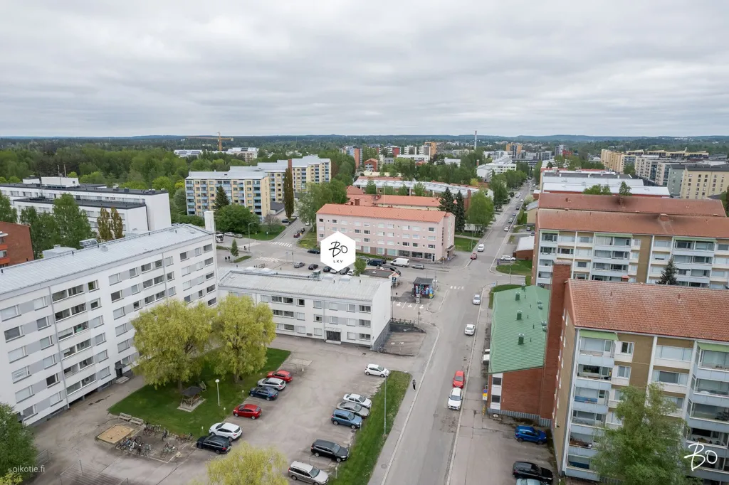 Aerial - Spacious Top-Floor Apartment with Balcony in Kaleva