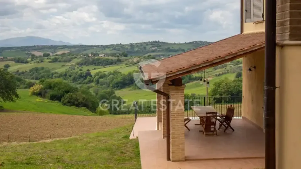 Terrasse - Restored 19th-Century Farmhouse with Pool in Narni
