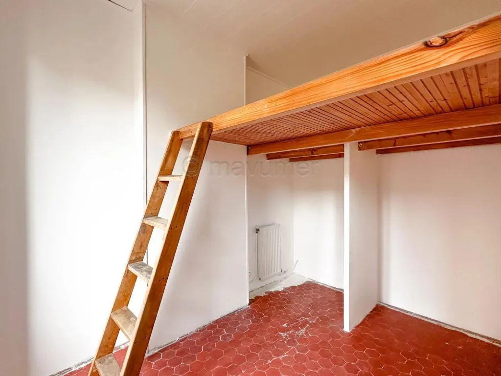 Rooms - Duplex Flat with Balconies in Marseille