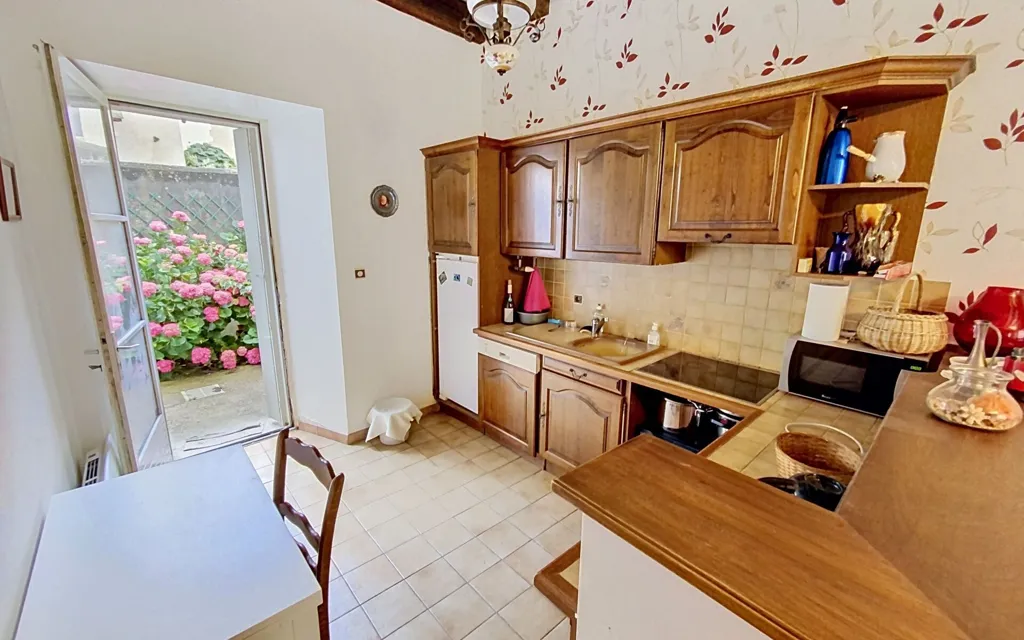 Cuisine - Appartement avec Cour Privative au Quartier des Halles à Tours