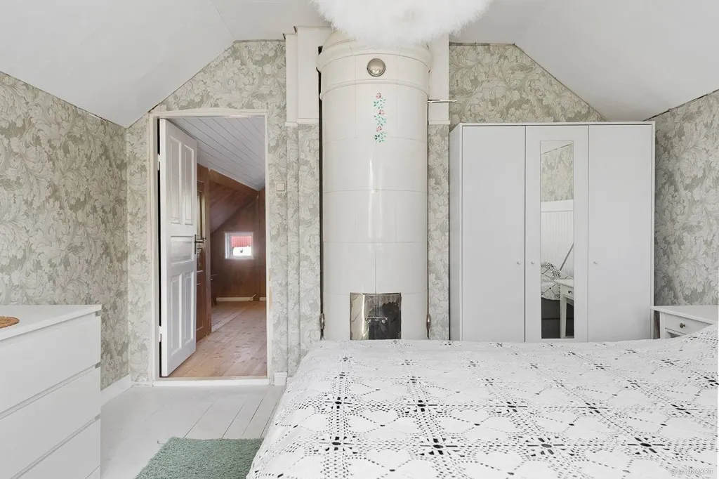 Chambres - Charming Villa with Garden in Boxholm