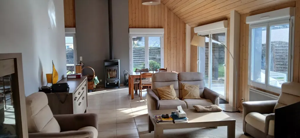 Elutuba - Contemporary House with Garden in Allonnes
