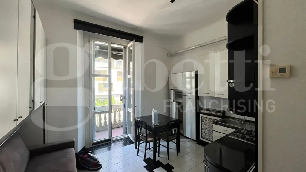 Cuisine - Studio with Balcony in Milan