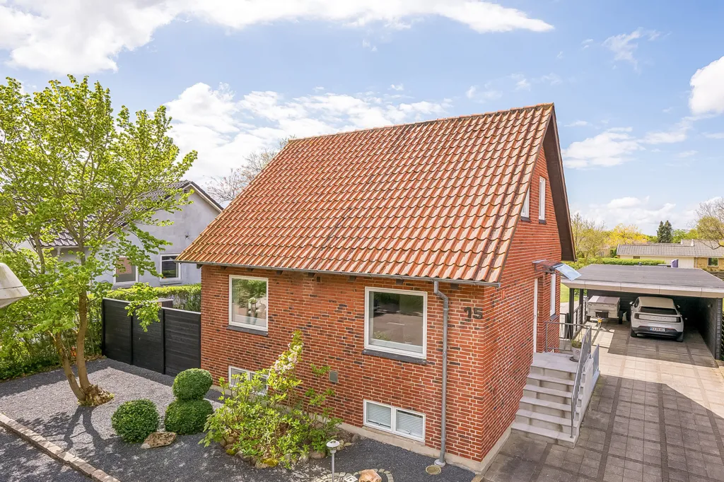 Välivaade - Modernised Villa with Functional Cellar in Skjern