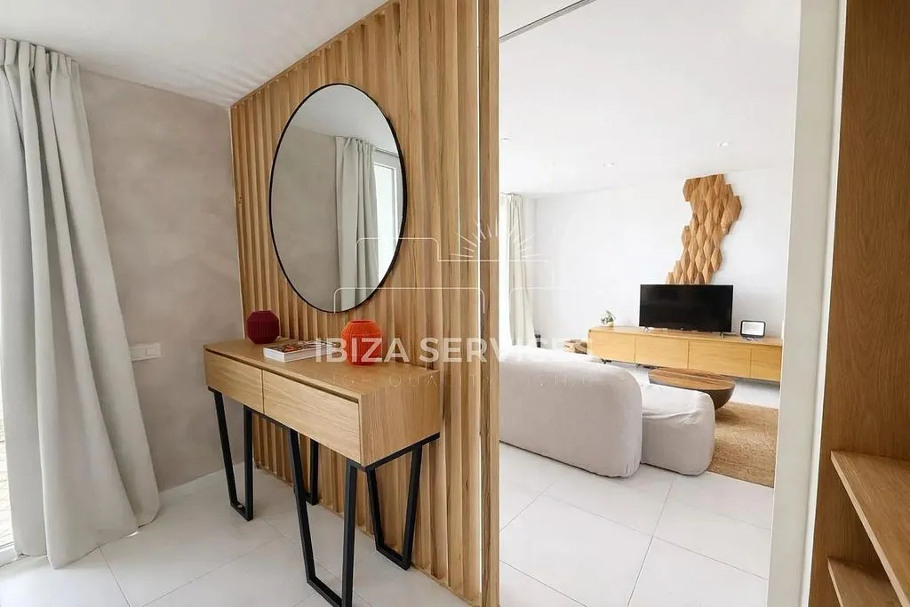 Entrée - Loft with Pool in Marina Botafoc, Ibiza