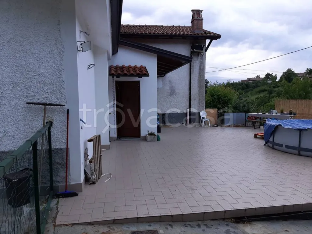 Terrass - Rustic Villa with Dual Ingress in Poggi San Siro