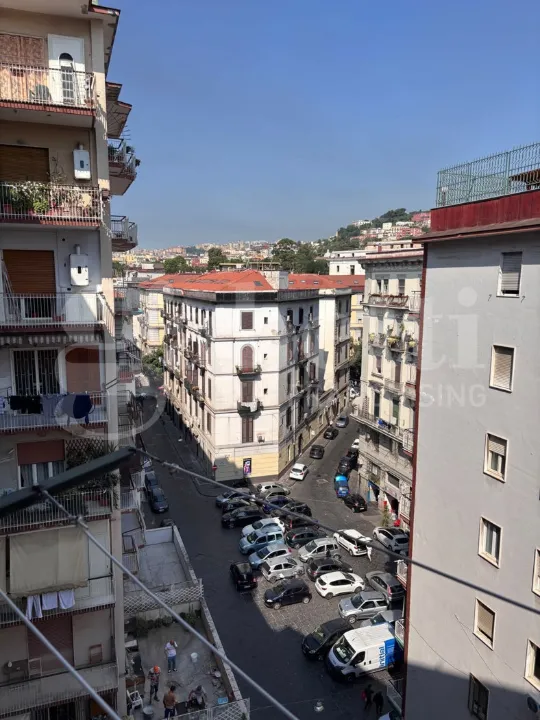 Balcon - Apartment with Balconies in Central Naples