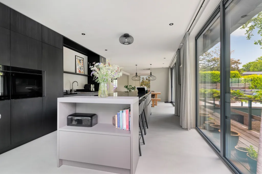 Köök - Fully Renovated Villa with Pool in Nijmegen
