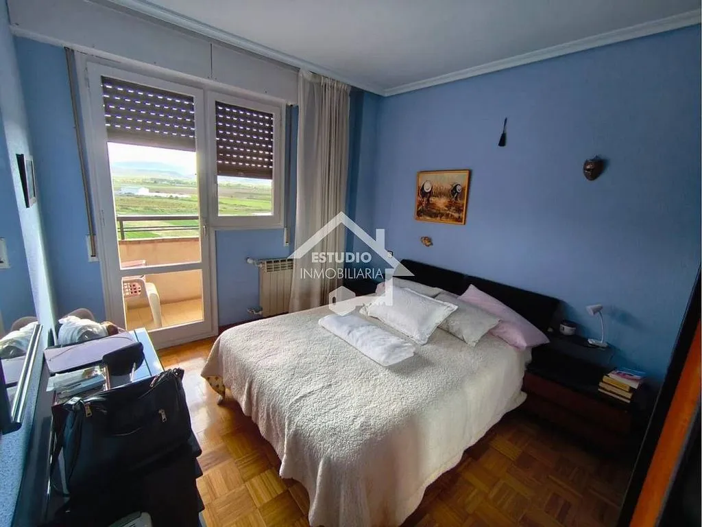 Chambres - House with Terrace and Garage in Mendavia