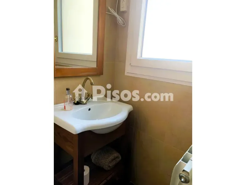 Vannitoad - Spacious House with Mountain Views in Sin