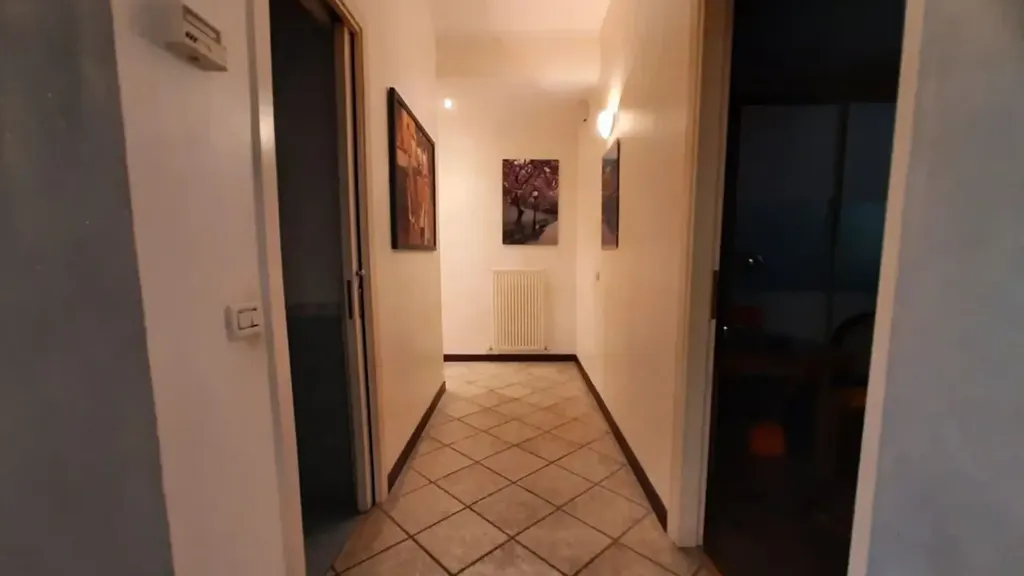 Entrée - Fully Rented Apartment with Balcony in Ovada Centre