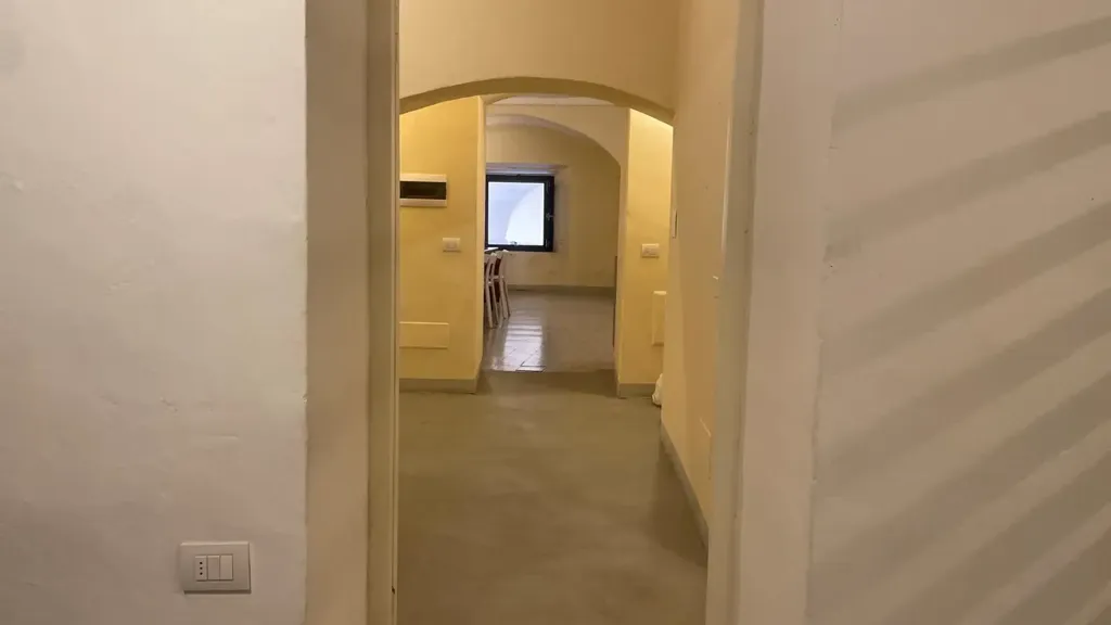 hallway_entrance