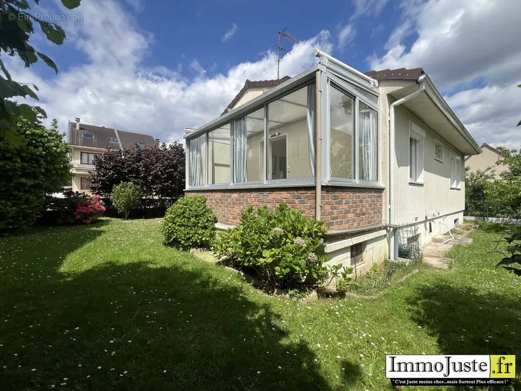 Maison 3 pièces à Magny-Les-Hameaux