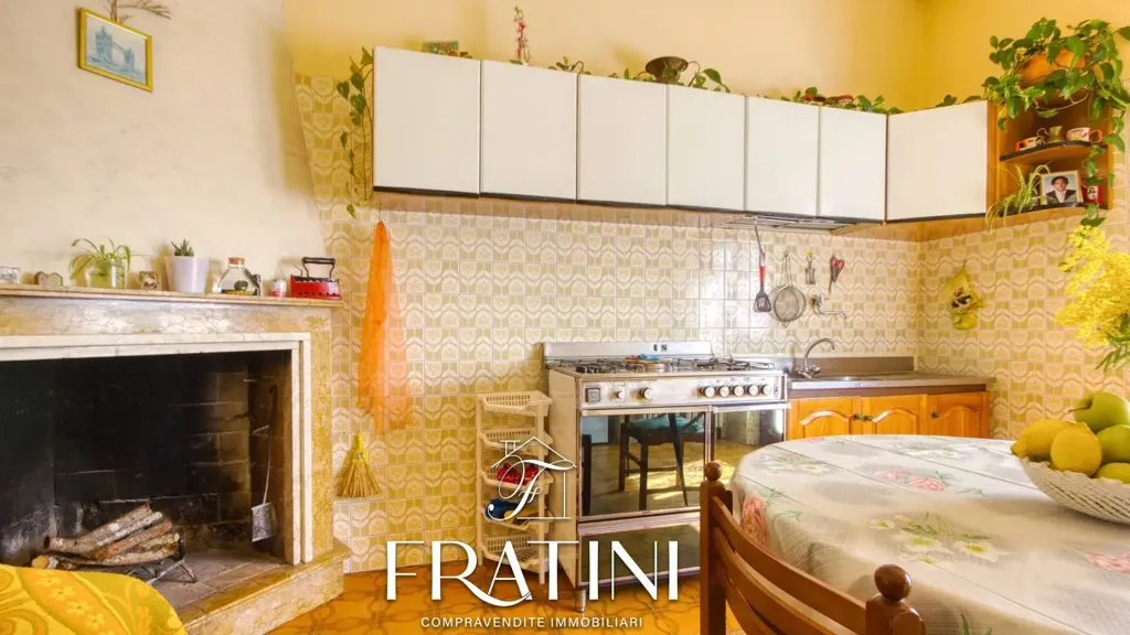 Kitchen - Independent House with Panoramic Terrace in Sant'Egidio alla Vibrata