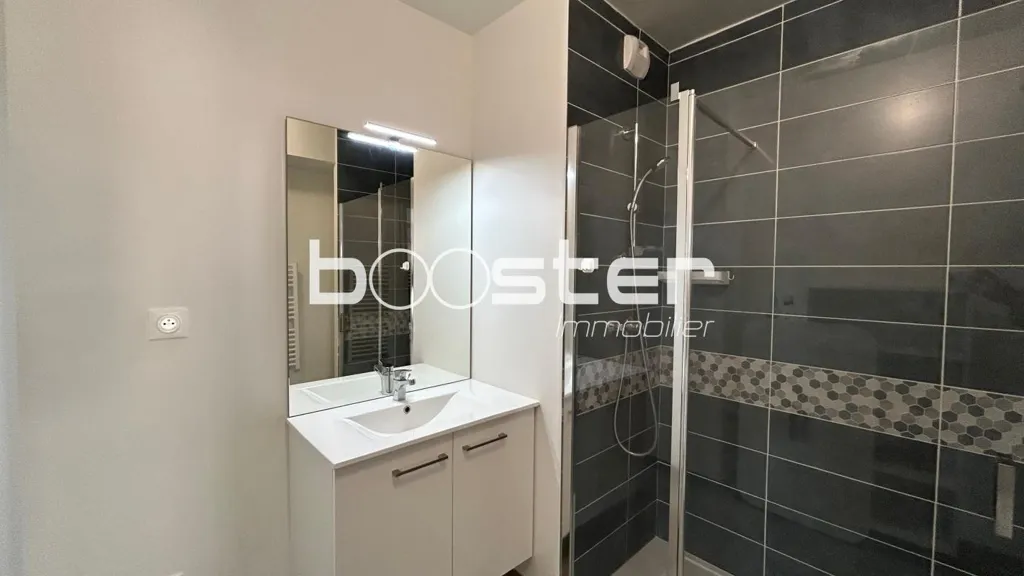 Vannitoad - Modern Apartment with Balcony in Toulouse
