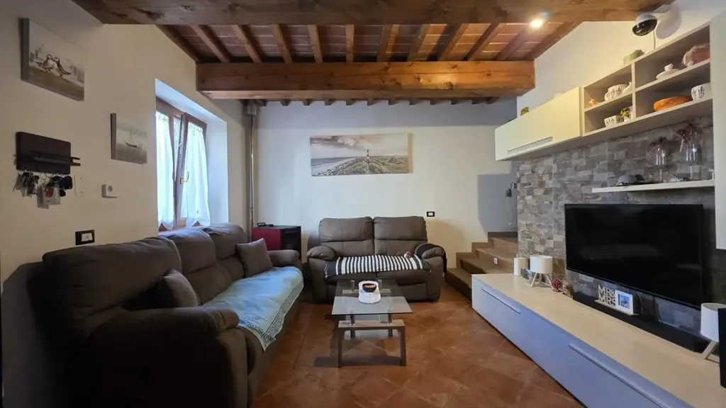 Soggiorno - Terraced House with Private Garden in Collesalvetti