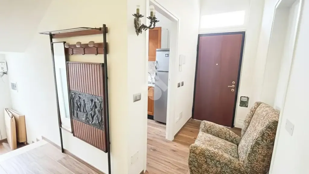 hallway_entrance