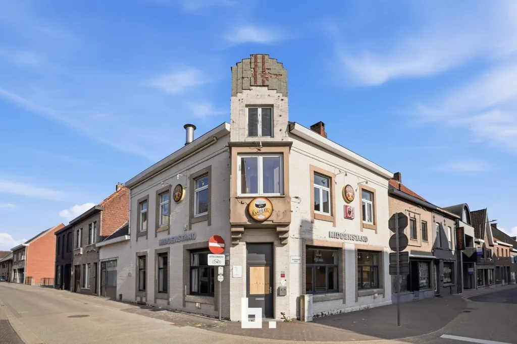 Extérieur - Café à Renover avec 4 Chambres à Tielt