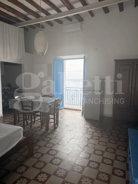 Magamistoad - Complex with Sea View in Ginostra, Stromboli