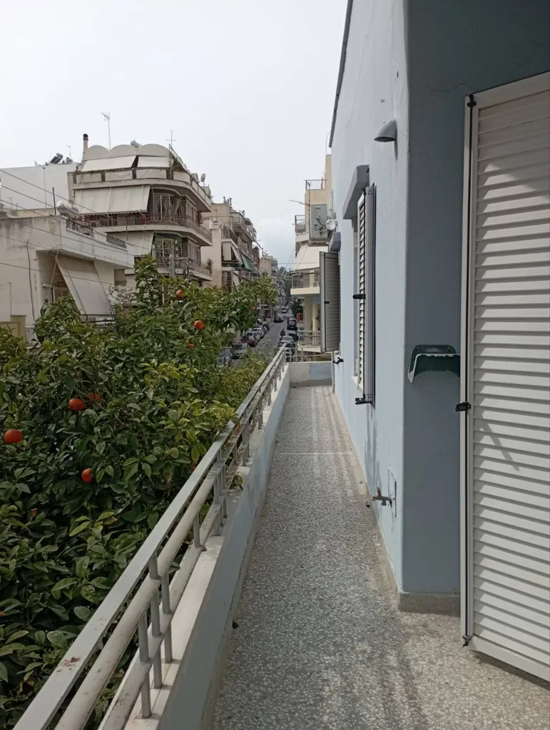 Balcon - Corner Detached House with Rooftop in Kifissia