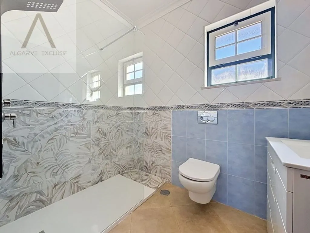 Salles de bain - Renovated Villa with Pool in Olhão