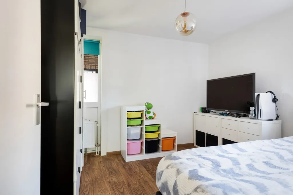 Magamistoad - Galerij Flat with Garden in Rotterdam Overschie