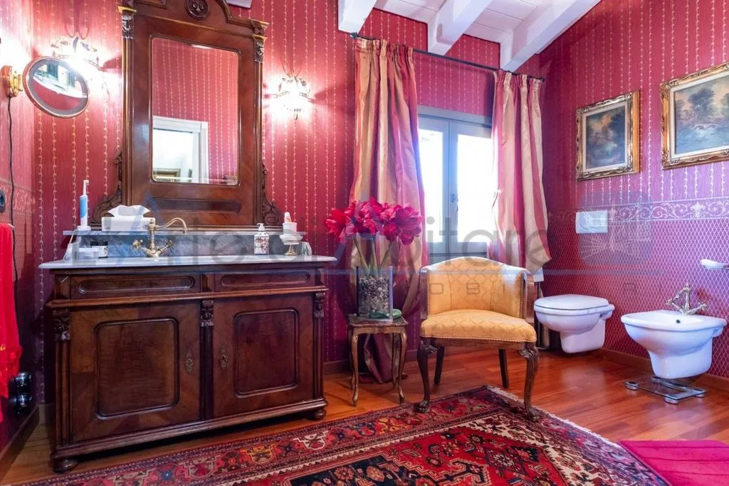 Vannitoad - Luxury Villa with Private Garden in Oppeano
