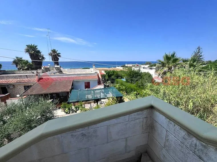 Terrazza - Villa with Sea View in Leporano