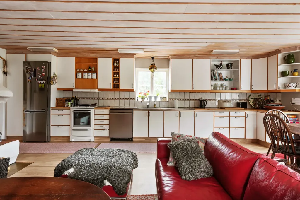 Cuisine - Charming Villa with Garden in Vätö