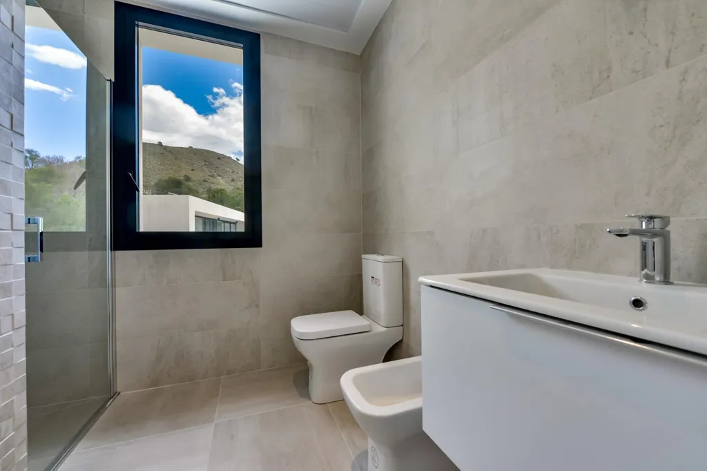 Salles de bain - Contemporary Villa with Pool in Finestrat