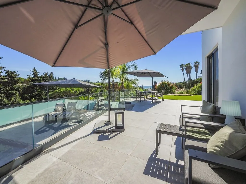 Terrasse - Contemporary Villa with Pool in Lagoa