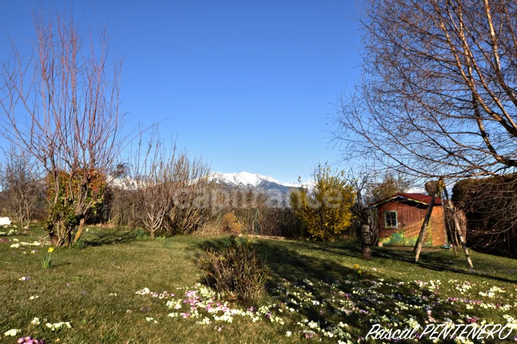 Giardino - Architectural House with Panoramic View in Gap