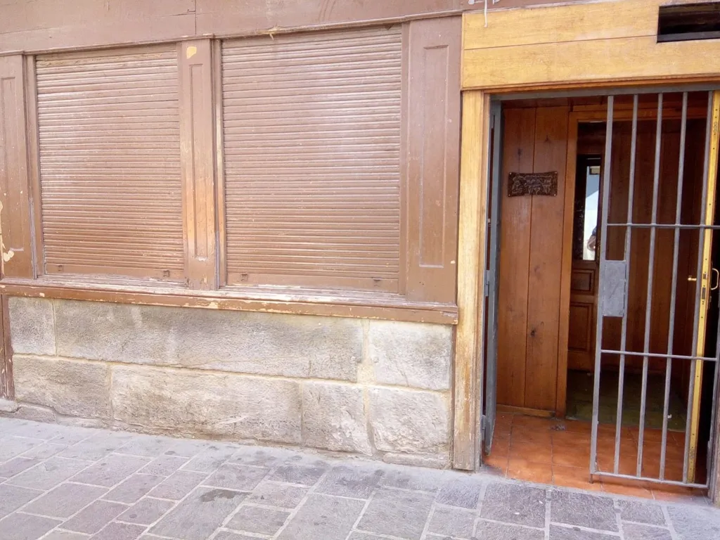 Extérieur - Local commercial à Vitoria-Gasteiz (Capital)