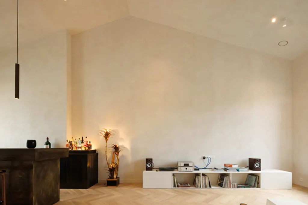Elutuba - Architecturally Distinctive Townhouse in Antwerp