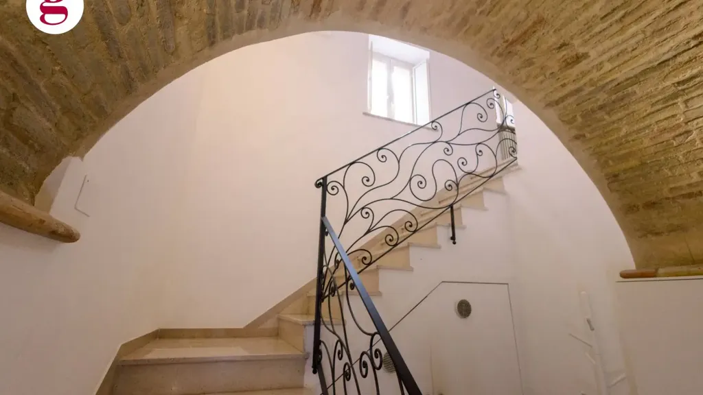 Toad - Rustic Villa with Balcony in Vasto