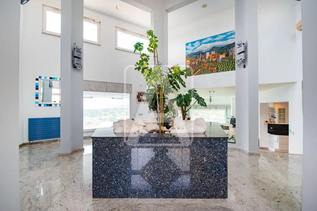Entrée - Luxury Villa with Sea Views in Moraira