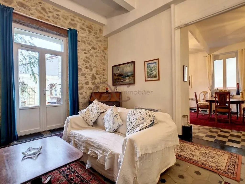 Séjour - Maison de Maître avec Jardin à Cessenon-sur-Orb