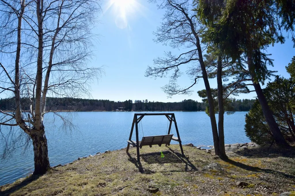 Jardin - Strandfastighet with Private Beach in Långholmen
