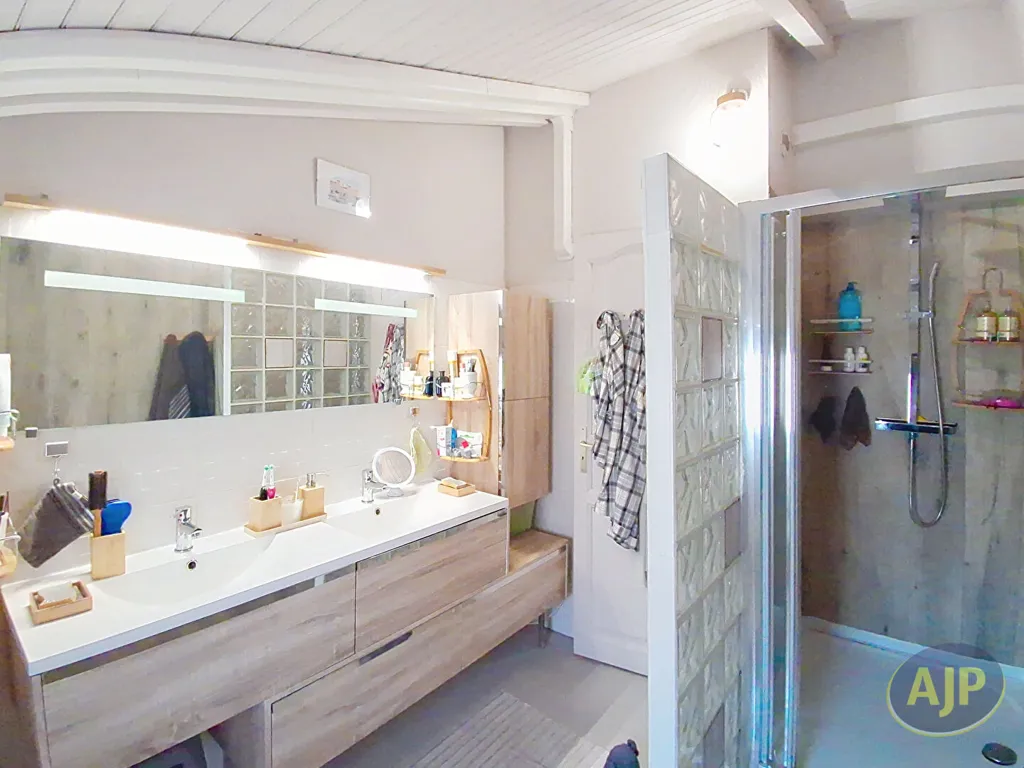 Bagni - Atypical House with Pool in St André D'Ornay