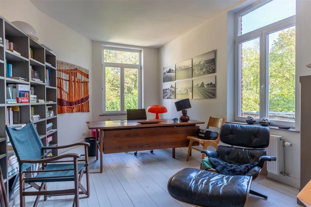 Bureau - Maison de maître avec charme authentique à Uccle