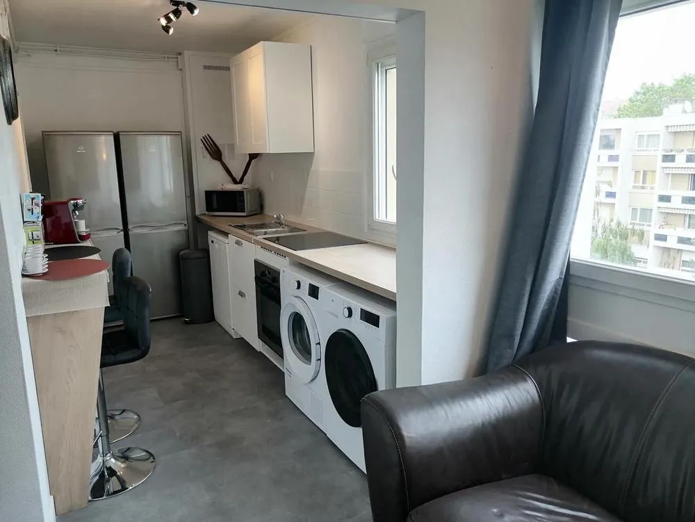 Köök - Coliving Flat with Private Balconies in Créteil