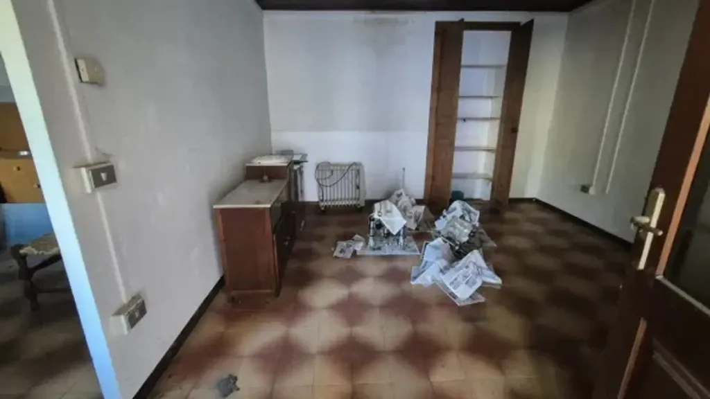 hallway_entrance