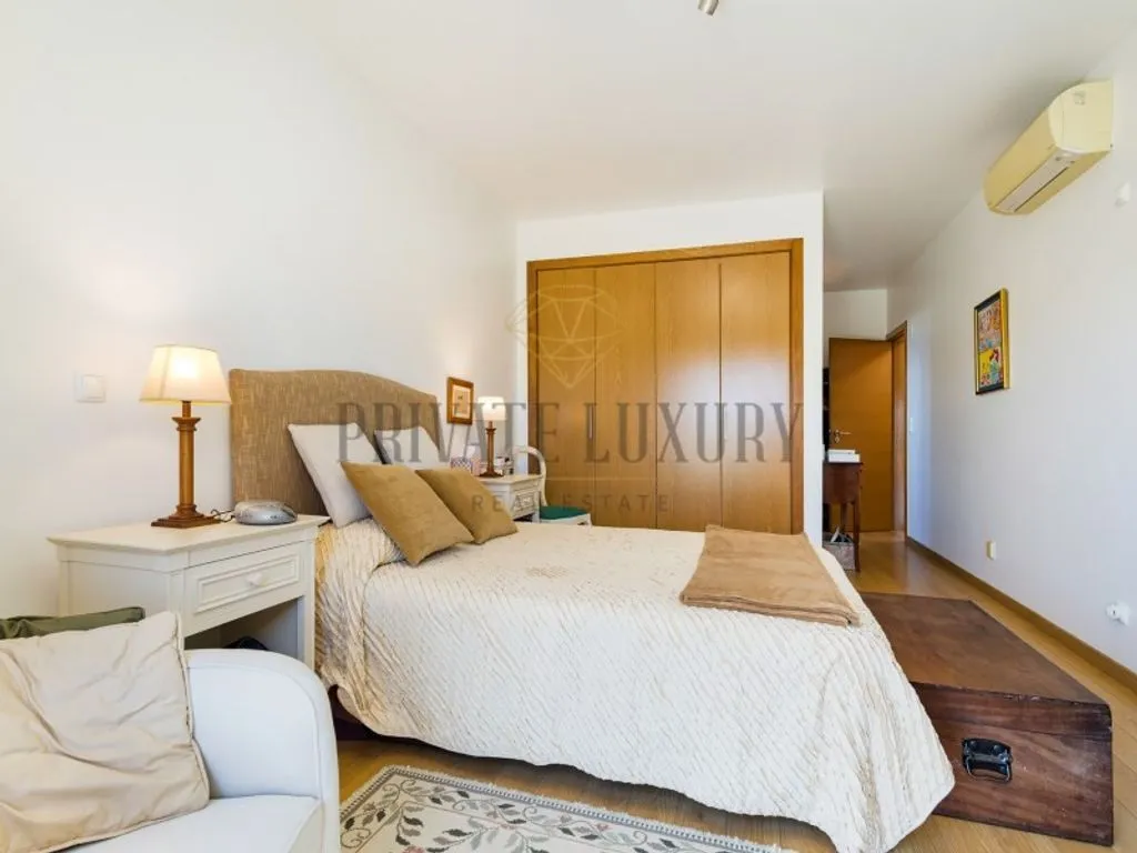 Bedrooms - Luxury Semidetached House with Pool in Cascais