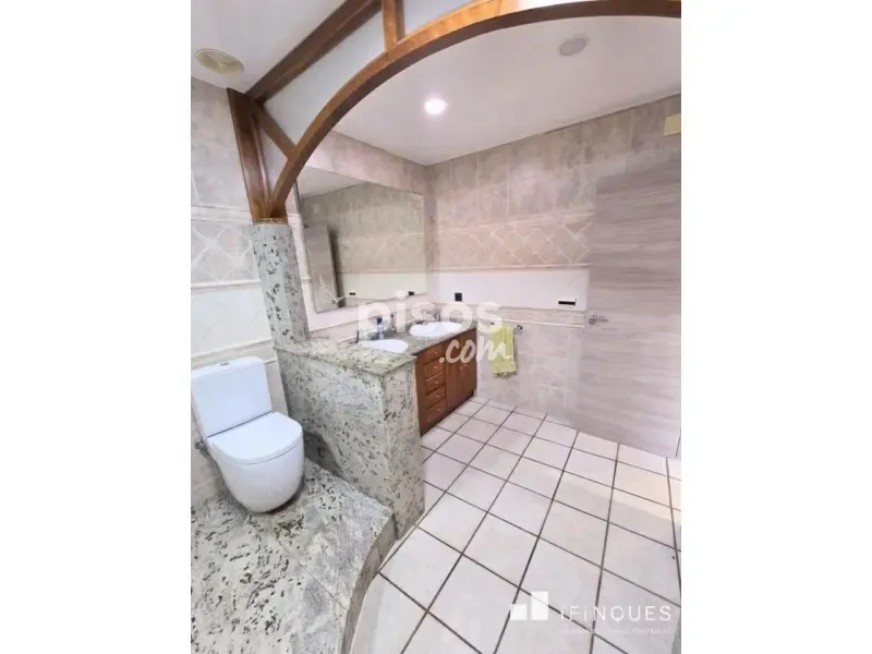 Vannitoad - Luxury Villa with Private Pool in Castellar del Vallès