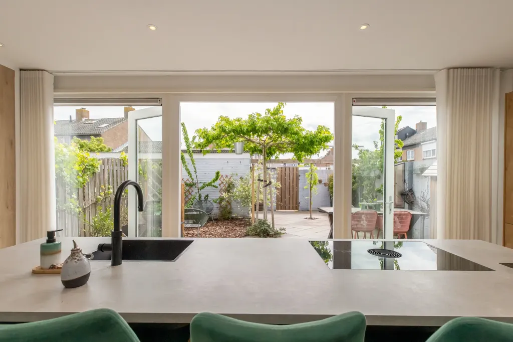 Köök - Modernised Corner House with Garden in Middelburg