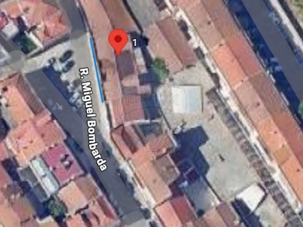 Luxury Apartment Complex in Barreiro's Historic Centre