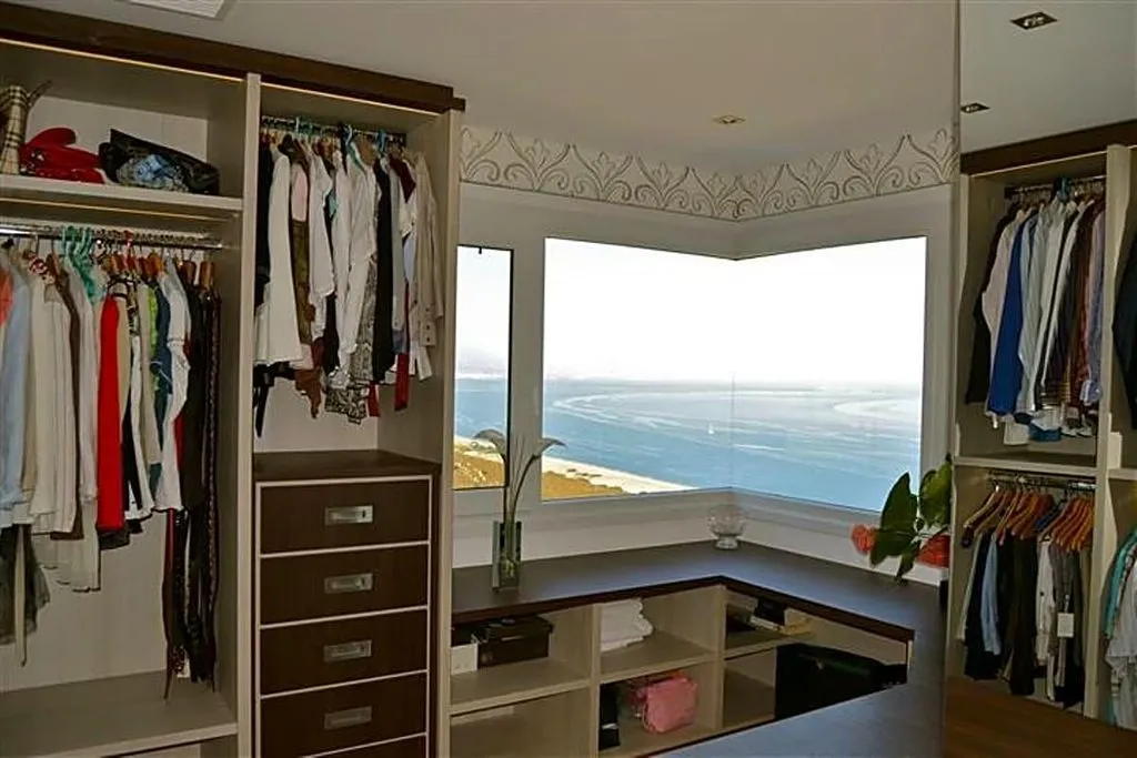 Toad - Luxury Villa with Panoramic Views in La Duquesa