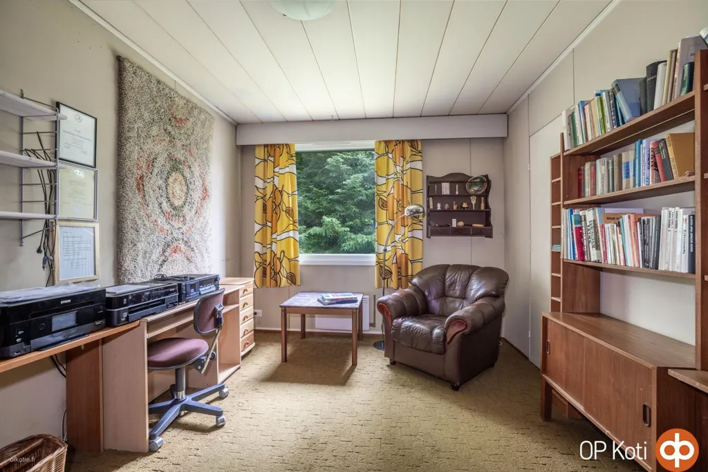 Bureau - Spacious Family Home with Sauna in Hattula