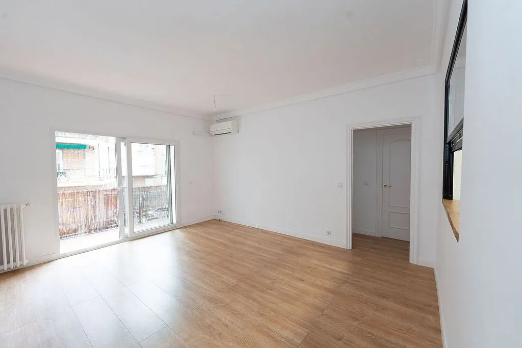 Toad - Apartment with Terrace in Bernabéu, Madrid