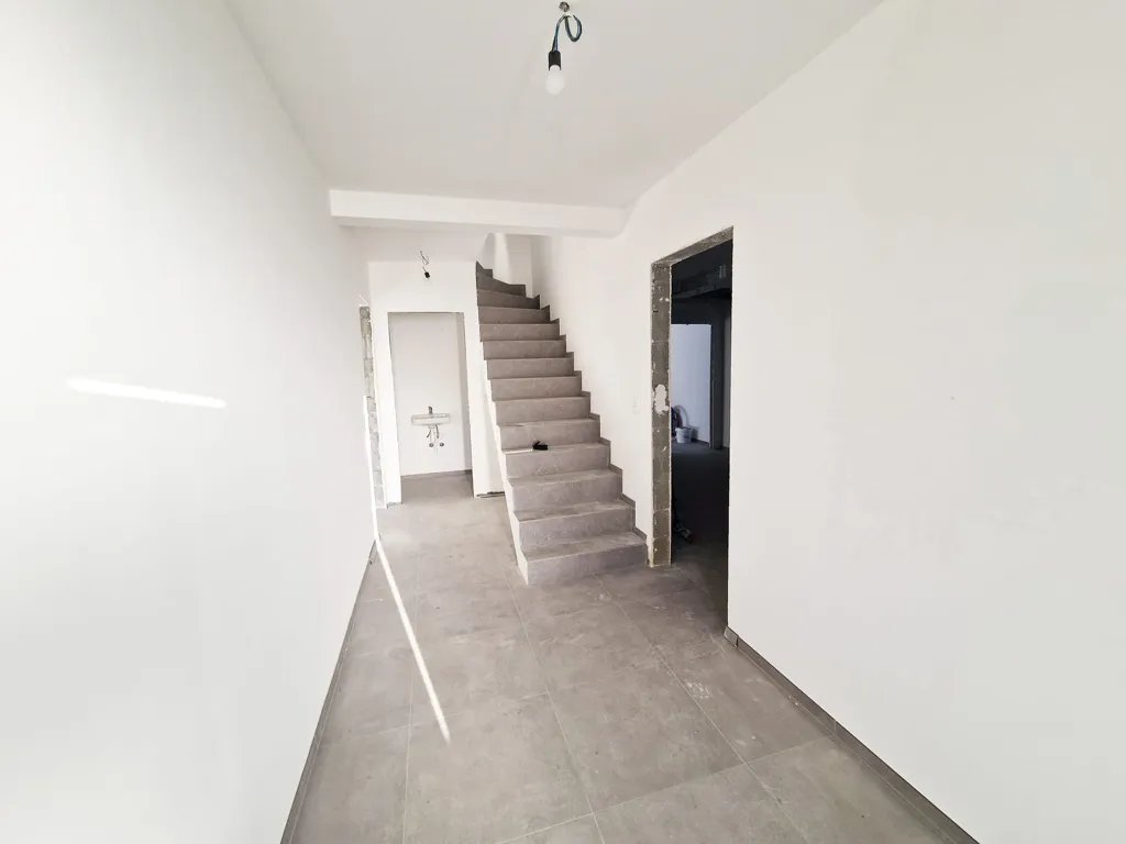 Entrée - Maison neuve avec cinq chambres à Bertogne